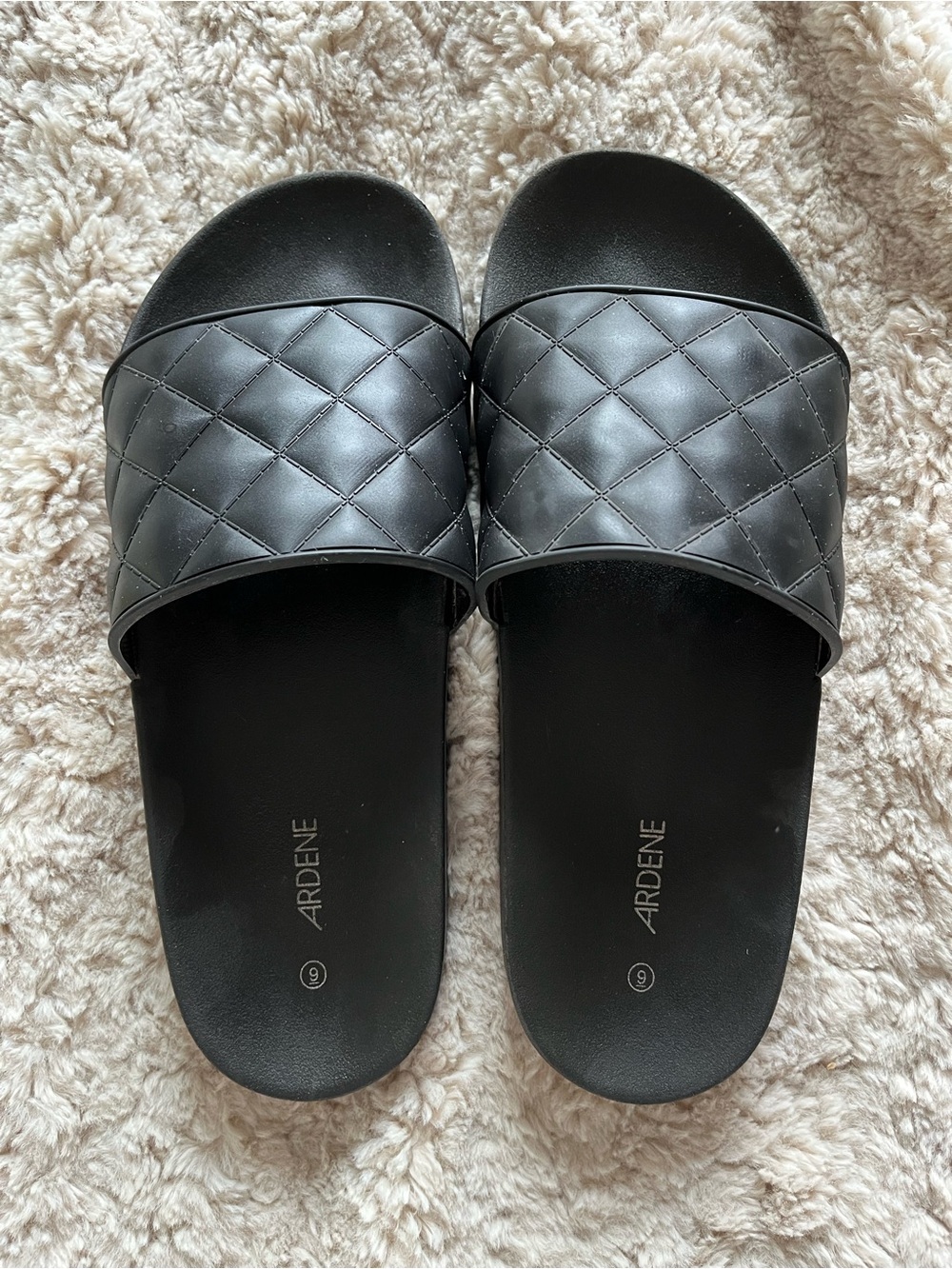 Ardene Black Quilted Slide Sandals